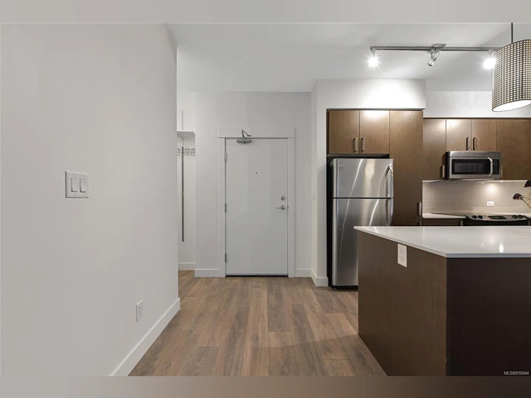 311-290 Wilfert Road, View Royal, BC, V9C 0H6 - 11