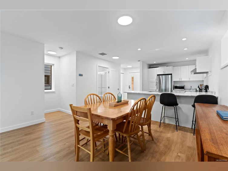18-1782 St. Jacques Boulevard, Ucluelet, BC, V0R 3A0 - 10