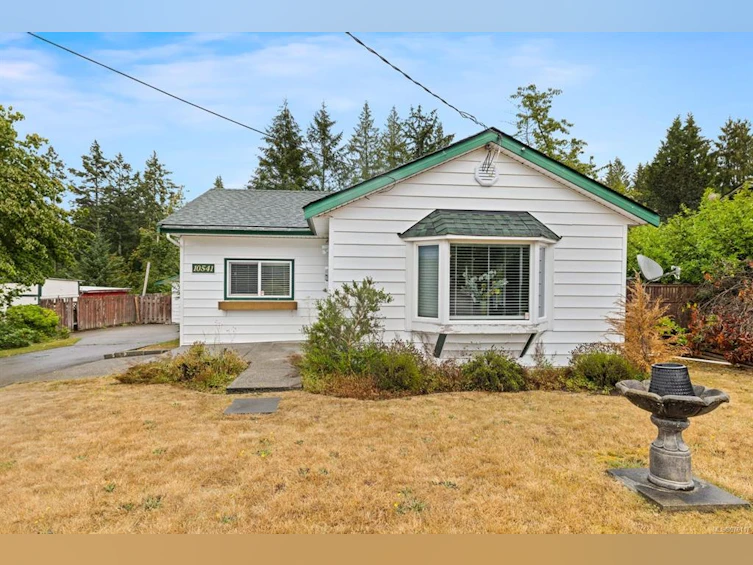10541 Old Victoria Road, Saltair, BC, V0R 1K2 - 2