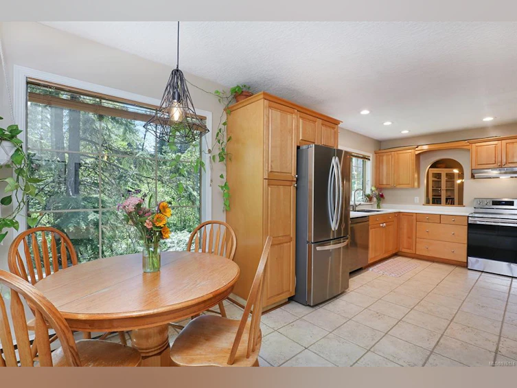 4345 Macaulay Road, Black Creek, BC, V9J 1E2 - 32