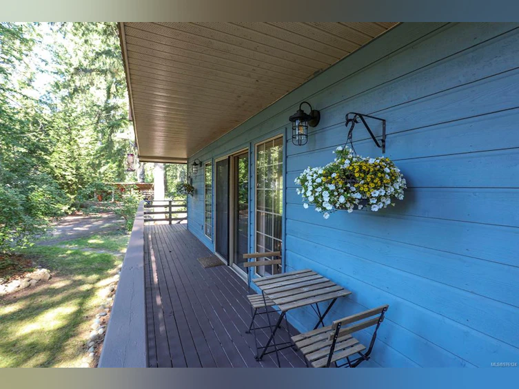 4345 Macaulay Road, Black Creek, BC, V9J 1E2 - 42