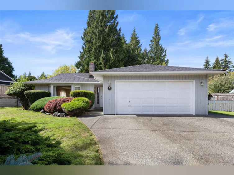 591 Moresby Avenue, Qualicum Beach, BC, V9K 1J6
