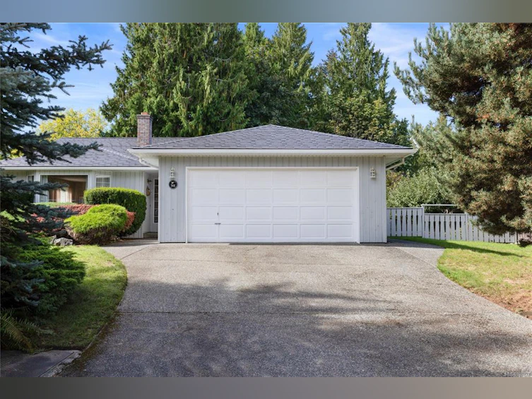 591 Moresby Avenue, Qualicum Beach, BC, V9K 1J6 - 30