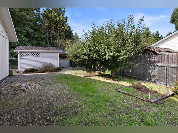 591 Moresby Avenue, Qualicum Beach, BC, V9K 1J6 - 33