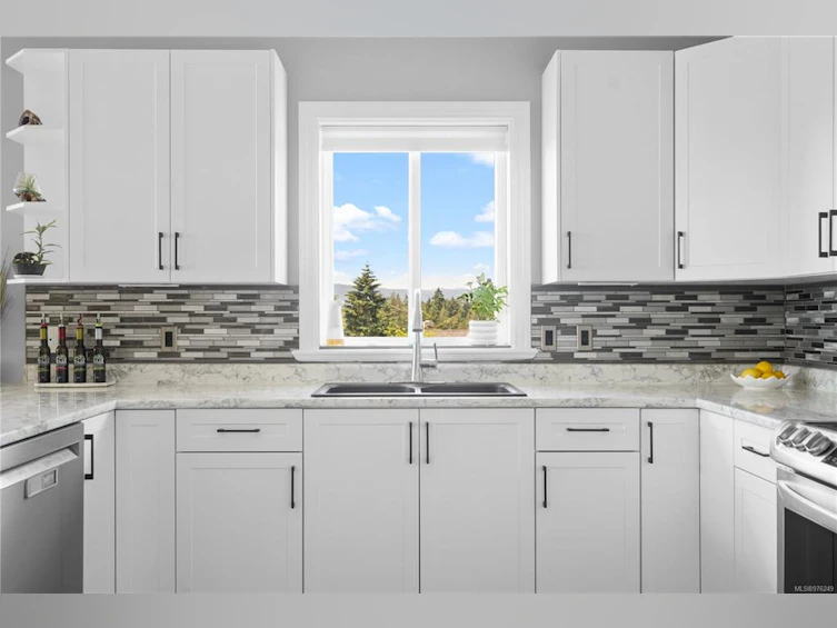 2662 Ruby Court, Langford, BC, V9B 0A9 - 11