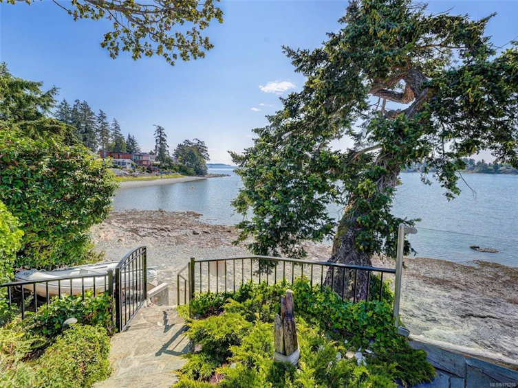 10439 Allbay Road, Sidney, BC, V8L 2N8 - 28