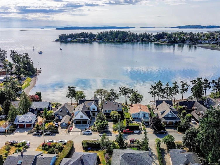 10439 Allbay Road, Sidney, BC, V8L 2N8 - 42
