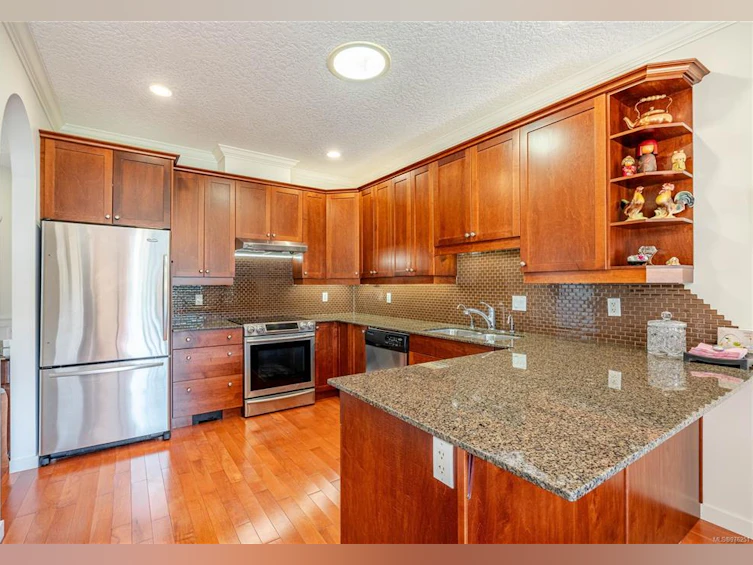 2344 Weiler Avenue, Sidney, BC, V8L 1S1 - 14