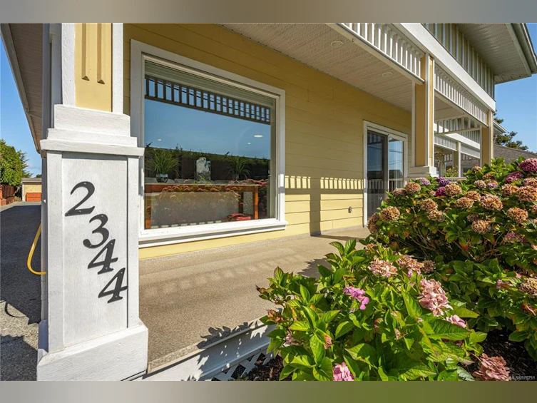 2344 Weiler Avenue, Sidney, BC, V8L 1S1 - 30