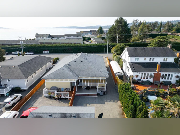 2344 Weiler Avenue, Sidney, BC, V8L 1S1 - 38