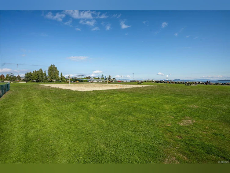 2344 Weiler Avenue, Sidney, BC, V8L 1S1 - 63