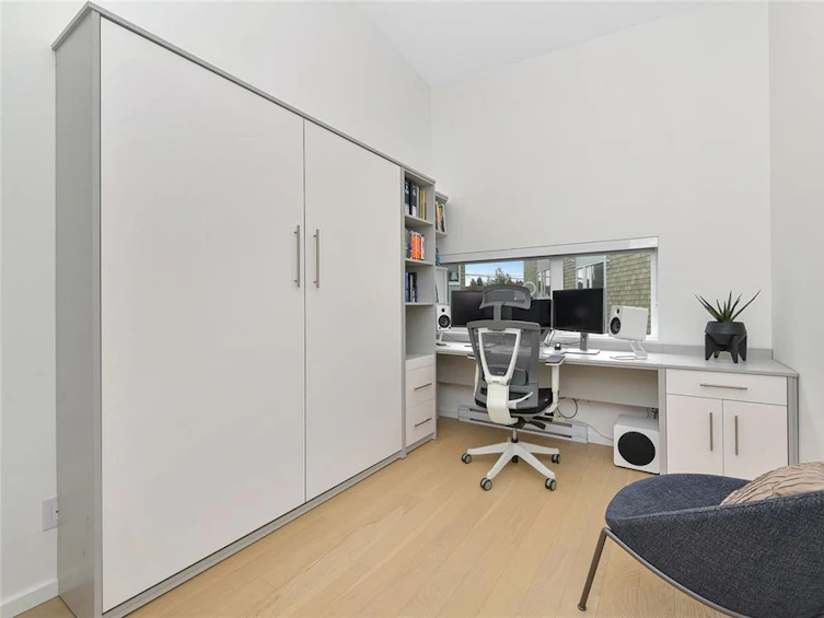 119-1720 Fairfield Road, Victoria, BC, V8S 1G3 - 33