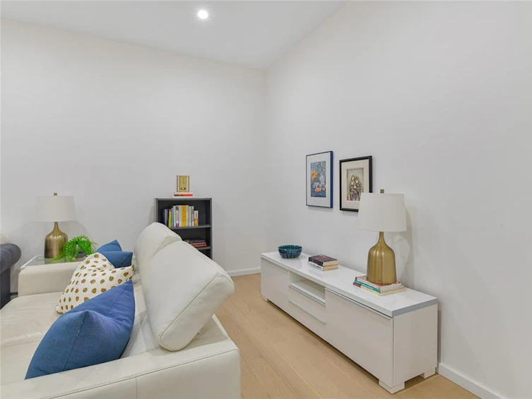 119-1720 Fairfield Road, Victoria, BC, V8S 1G3 - 45