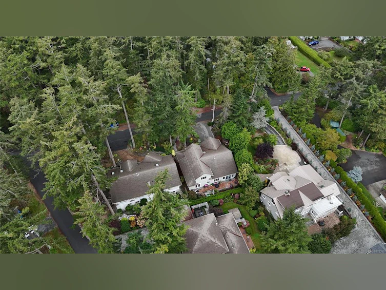 2543 Beaufort Road, Sidney, BC, V8L 2K2 - 40