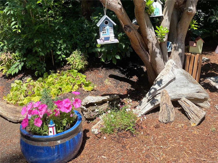 2543 Beaufort Road, Sidney, BC, V8L 2K2 - 42