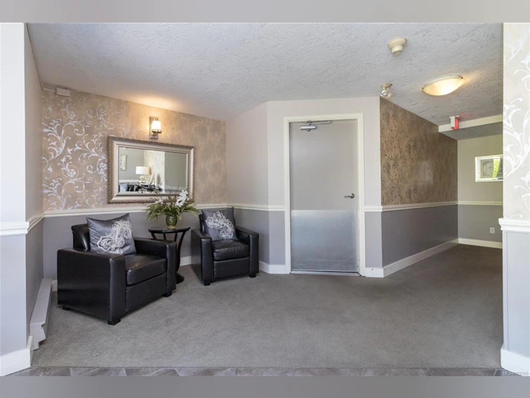 230-2245 James White Boulevard, Sidney, BC, V8L 1Z5 - 2