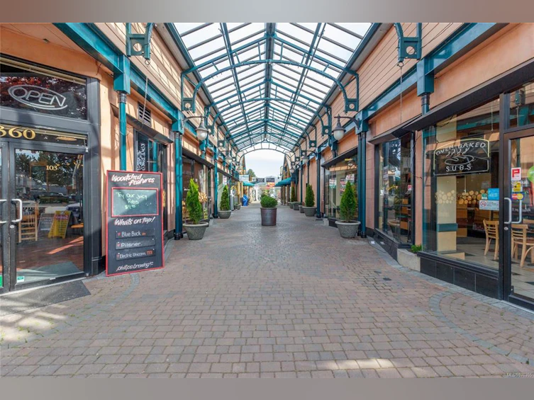 230-2245 James White Boulevard, Sidney, BC, V8L 1Z5 - 29