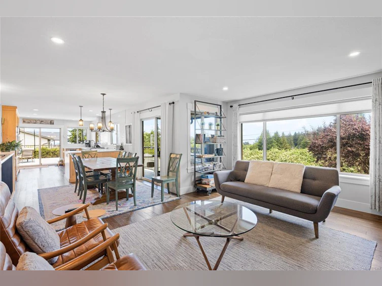6723 Philip Road, Nanaimo, BC, V0R 2H0 - 6