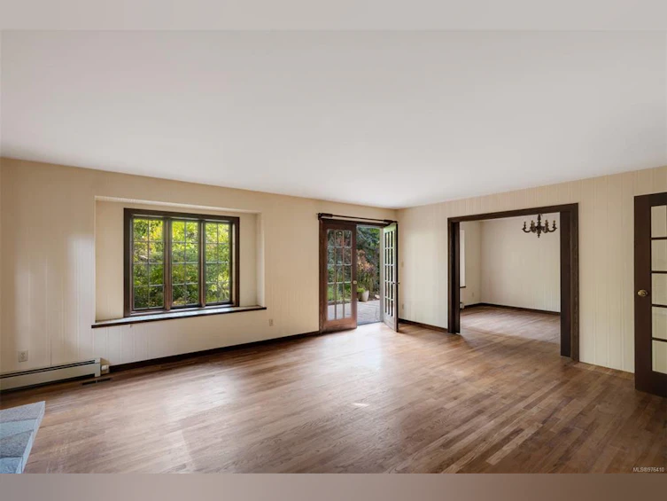 5161 Old West Saanich Road, Saanich, BC, V9E 2B1 - 10