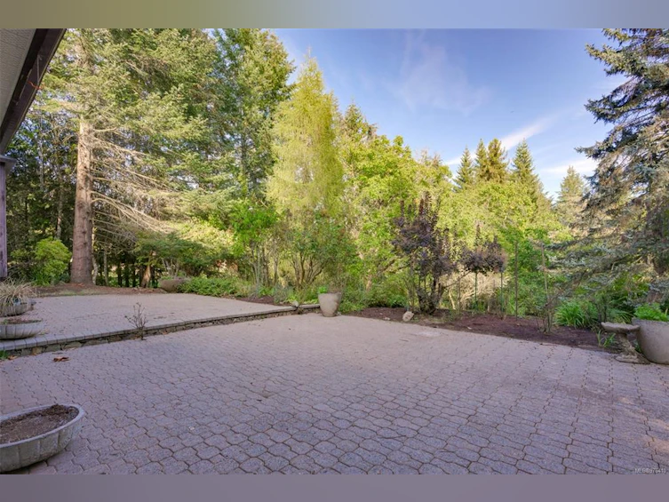 5161 Old West Saanich Road, Saanich, BC, V9E 2B1 - 42