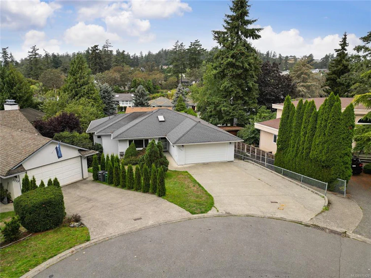 1109 Laburnum Road, Saanich, BC, V8Z 2N1 - 53