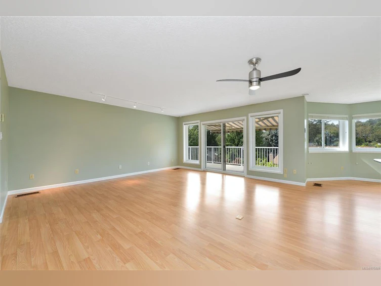 1109 Laburnum Road, Saanich, BC, V8Z 2N1 - 6