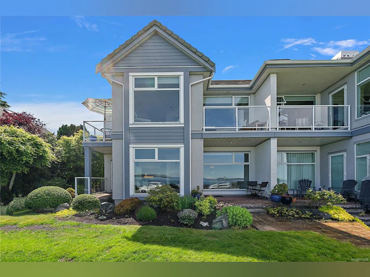103-9730 Eastview Drive, Sidney, BC, V8L 3E4 - 8