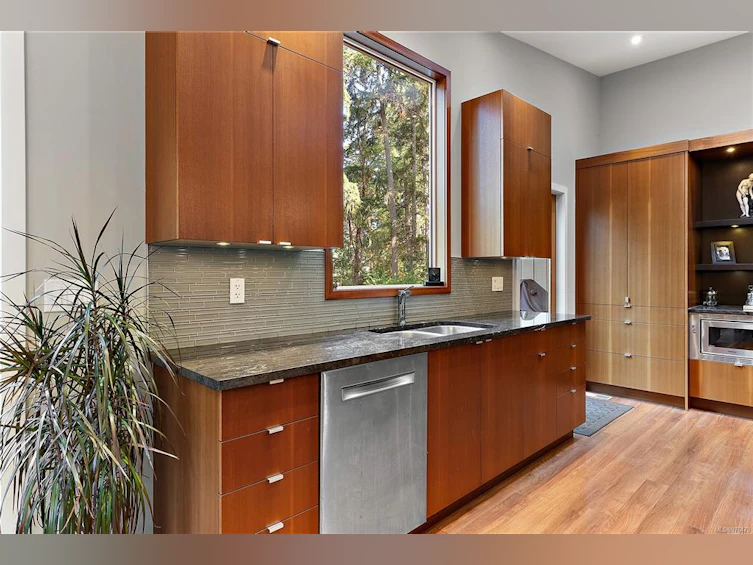 11108 Baxendale Road, North Saanich, BC, V8L 5M4 - 4