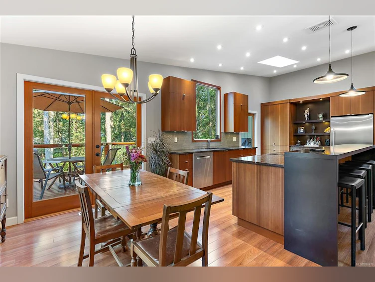 11108 Baxendale Road, North Saanich, BC, V8L 5M4 - 5