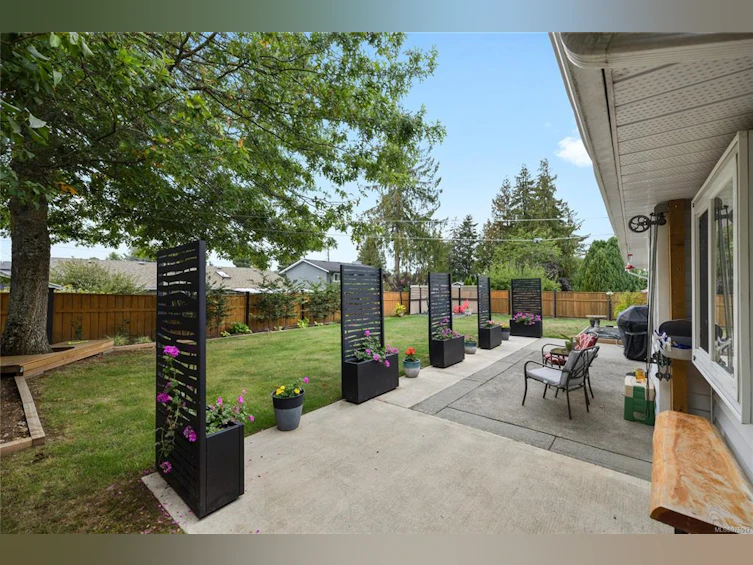 754 Nanoose Avenue, Parksville, BC, V9P 1E8 - 7