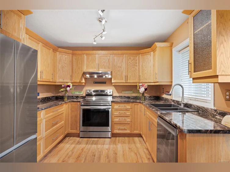 754 Nanoose Avenue, Parksville, BC, V9P 1E8 - 23