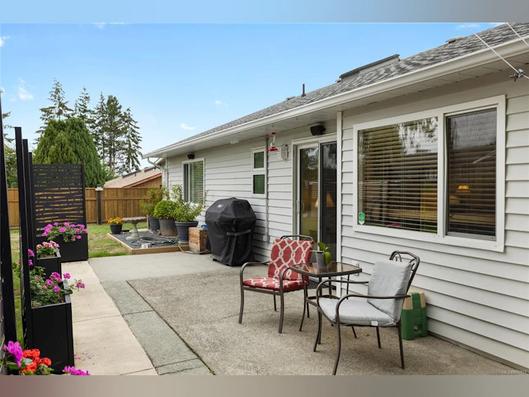 754 Nanoose Avenue, Parksville, BC, V9P 1E8 - 39