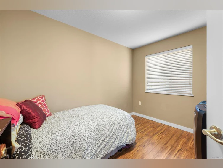 333 Cordan Street, Nanaimo, BC, V9R 0E3 - 40