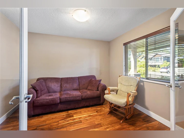 333 Cordan Street, Nanaimo, BC, V9R 0E3 - 3