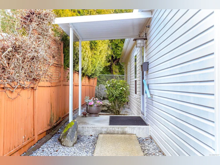 3832 King Arthur Drive, Nanaimo, BC, V9T 6B9 - 39