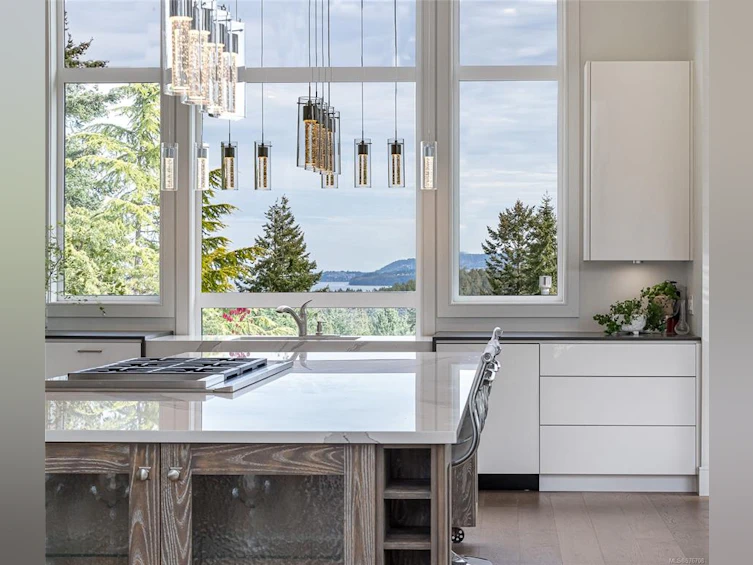 3455 Cambridge Road, Fairwinds, BC, V9P 9G5 - 4