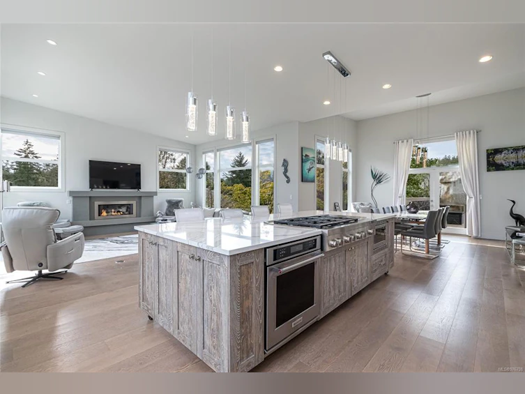 3455 Cambridge Road, Fairwinds, BC, V9P 9G5 - 17