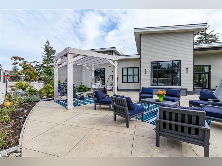3455 Cambridge Road, Fairwinds, BC, V9P 9G5 - 70