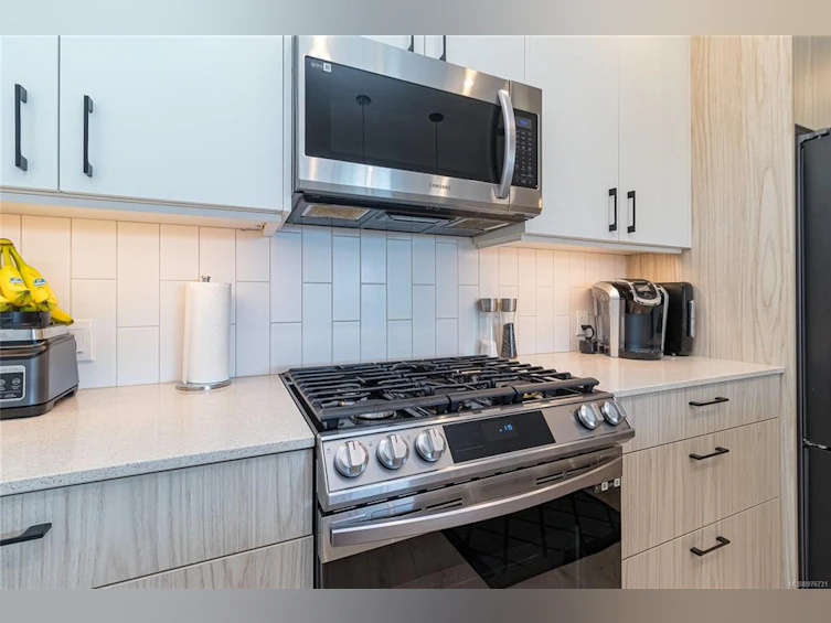 210-958 Pharoah Mews, Langford, BC, V9B 6W6 - 8