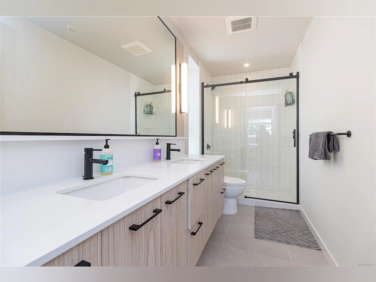 210-958 Pharoah Mews, Langford, BC, V9B 6W6 - 11