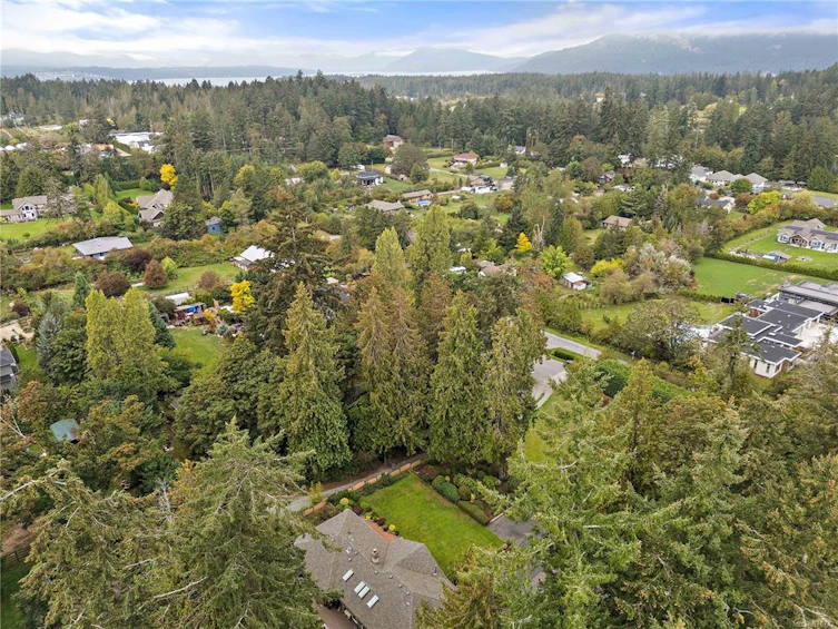 1097 Maple Road, North Saanich, BC, V8L 5P5 - 37