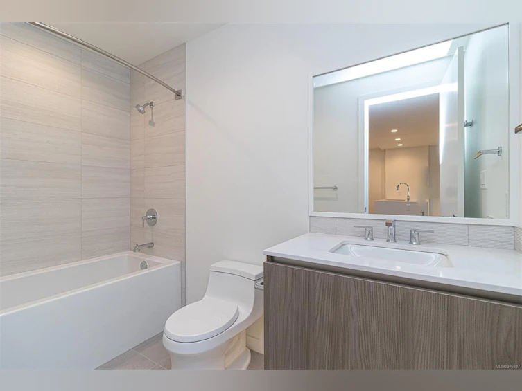 704-2000 Hannington Road, Langford, BC, V9B 6R6 - 27