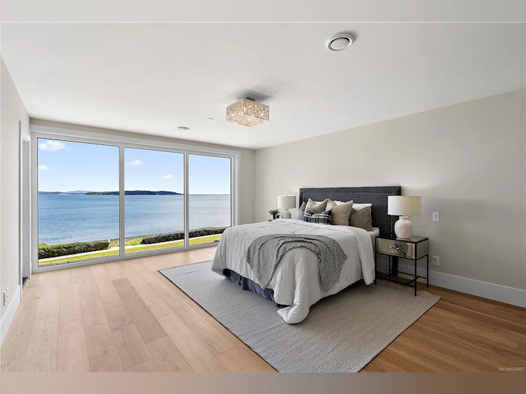 2-9360 Lochside Drive, Sidney, BC, V8L 1N7 - 5