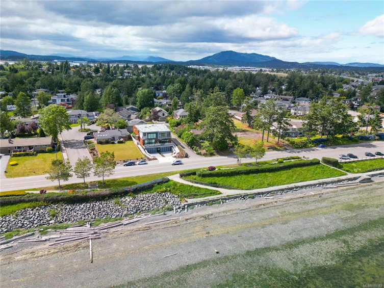 2-9360 Lochside Drive, Sidney, BC, V8L 1N7 - 6
