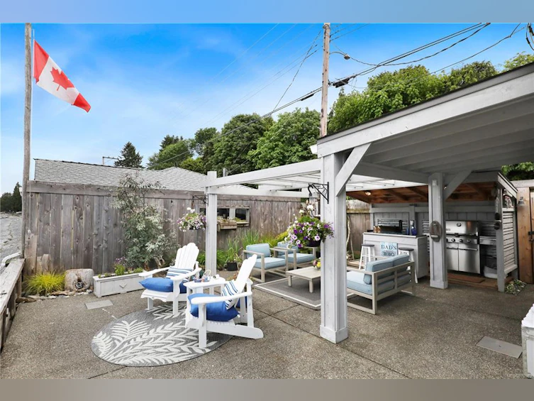 2935 W Island Highway, Qualicum Beach, BC, V9K 2H2 - 20
