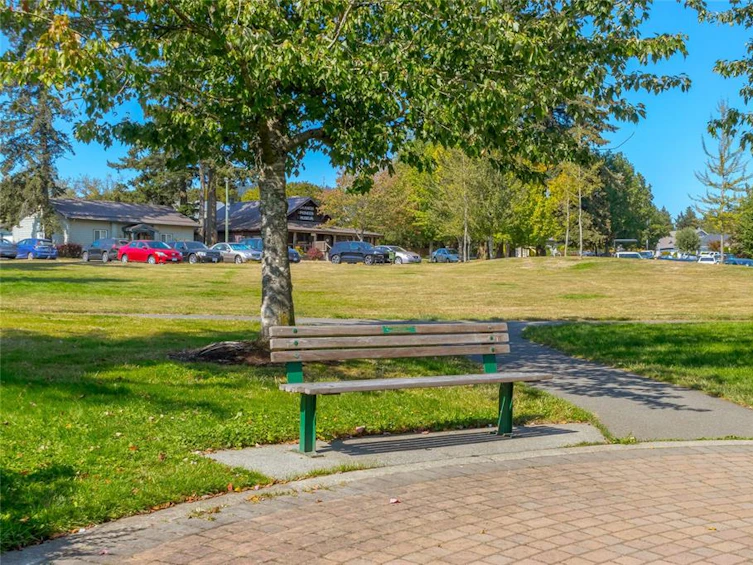 1967 Polo Park Court, Central Saanich, BC, V8M 2K1 - 31