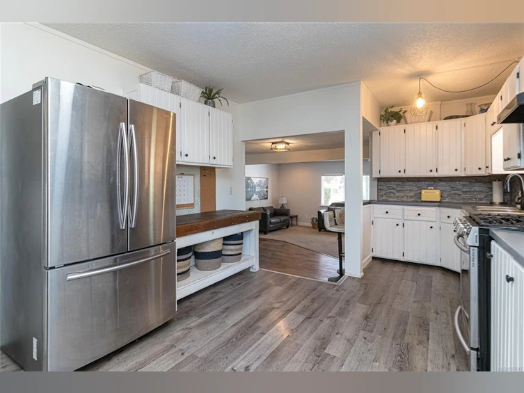 2957 Pickford Road, Colwood, BC, V9B 2K8 - 4