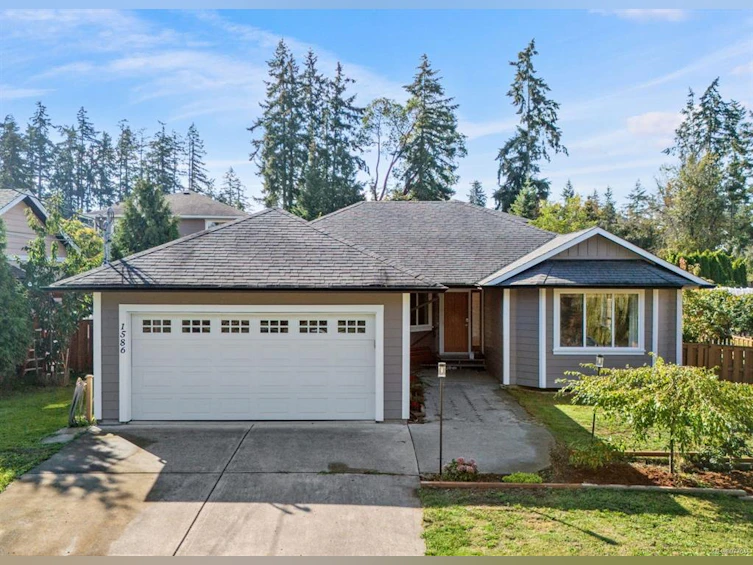 1586 Longwood Road, Cowichan Bay, BC, V0R 1N0 - 2
