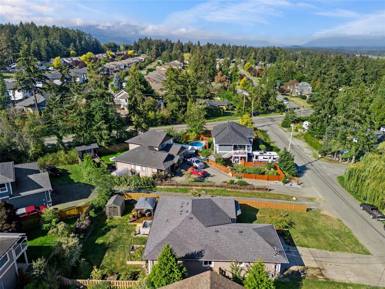 1586 Longwood Road, Cowichan Bay, BC, V0R 1N0 - 4