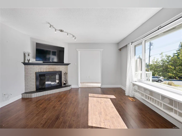 767 Parkview Drive, Nanaimo, BC, V9R 5X2 - 6